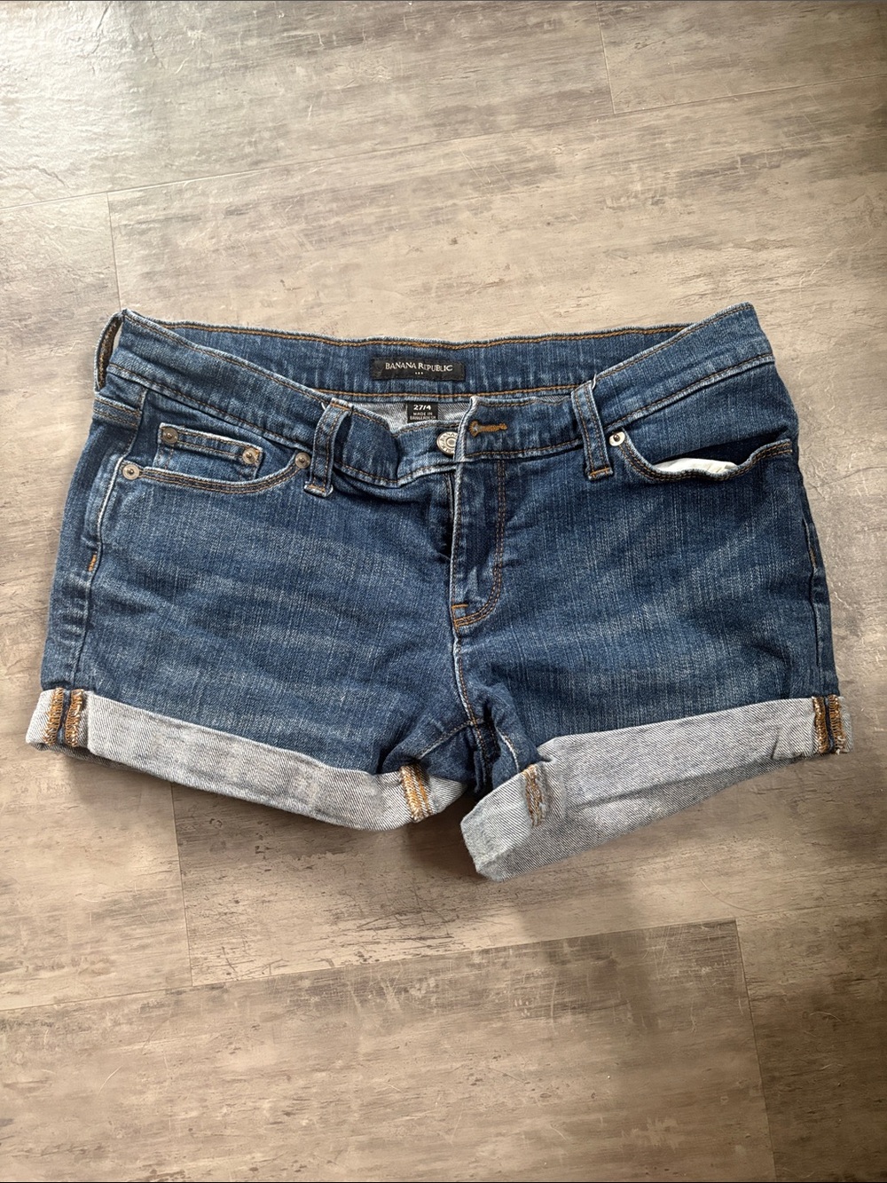 Banana Republic Women's Dark Blue Rolled Cuff Denim Shorts